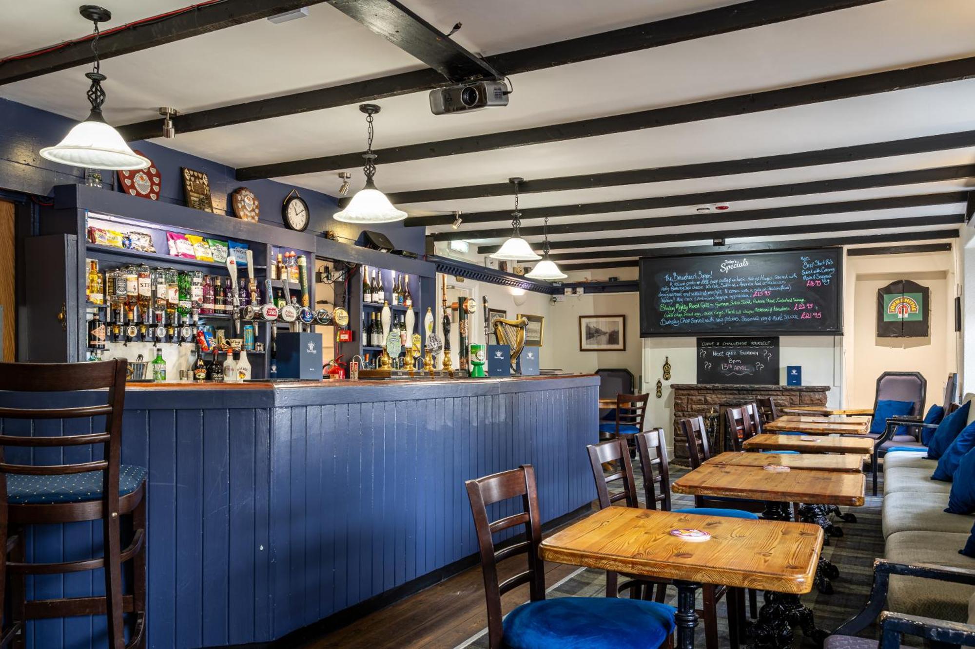 Rose & Crown 3*